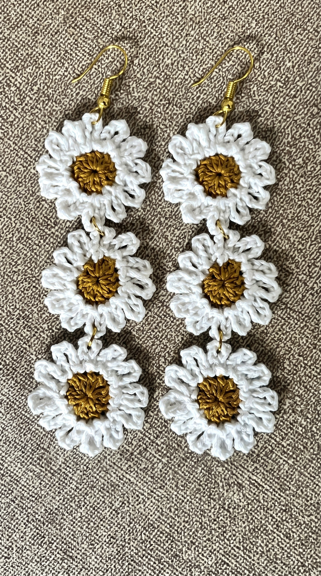 Astra Daisy Drop Earrings