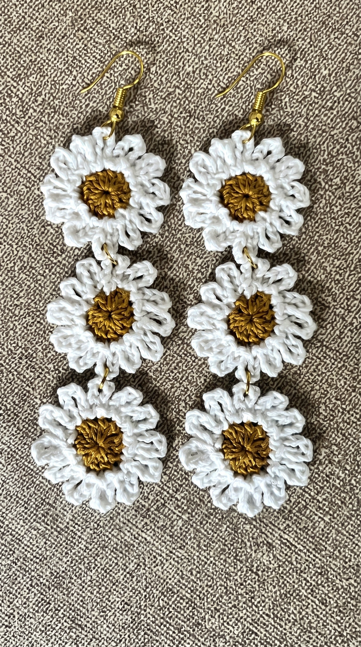 Astra Daisy Drop Earrings