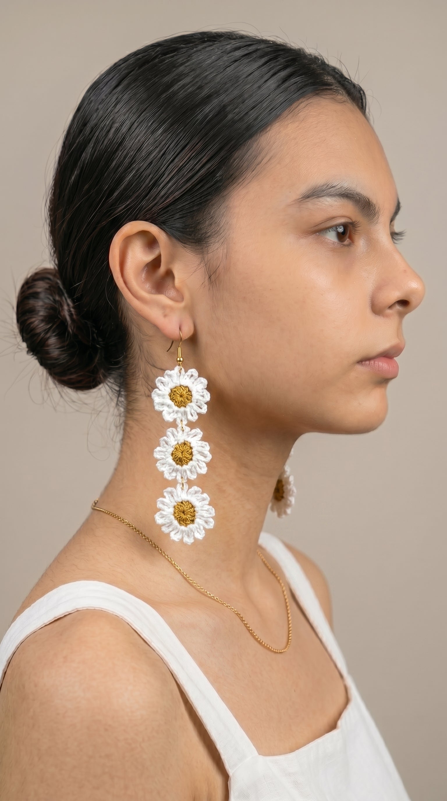 Astra Daisy Drop Earrings